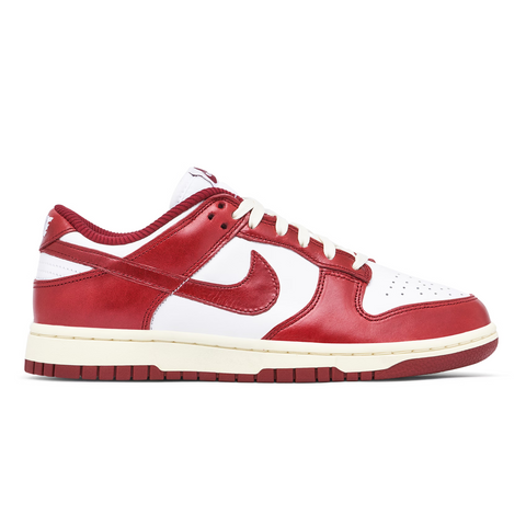 SB Dunk Low University Red